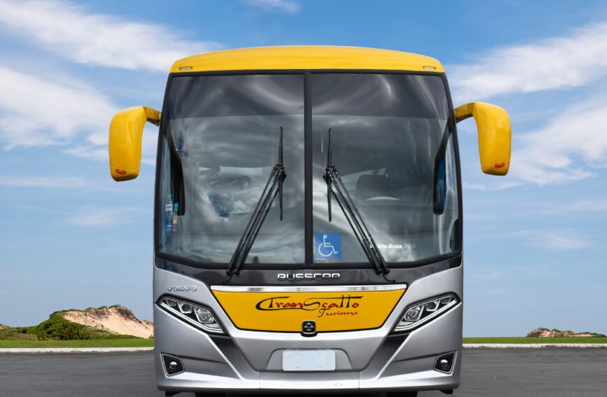 SC: Busscar entrega Vissta Buss 360 à Transcatto Turismo