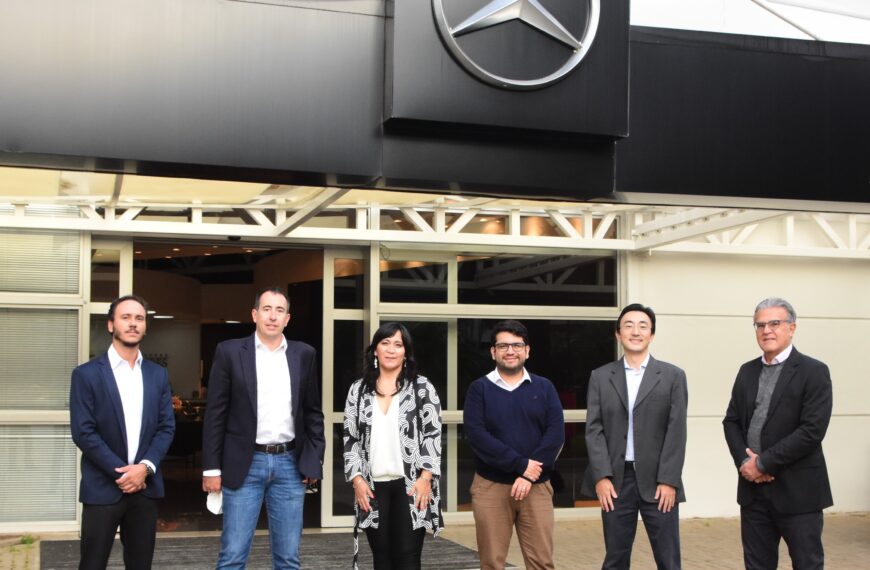 Mercedes-Benz do Brasil recebe visita da diretora de Transporte Público Metropolitano do Chile
