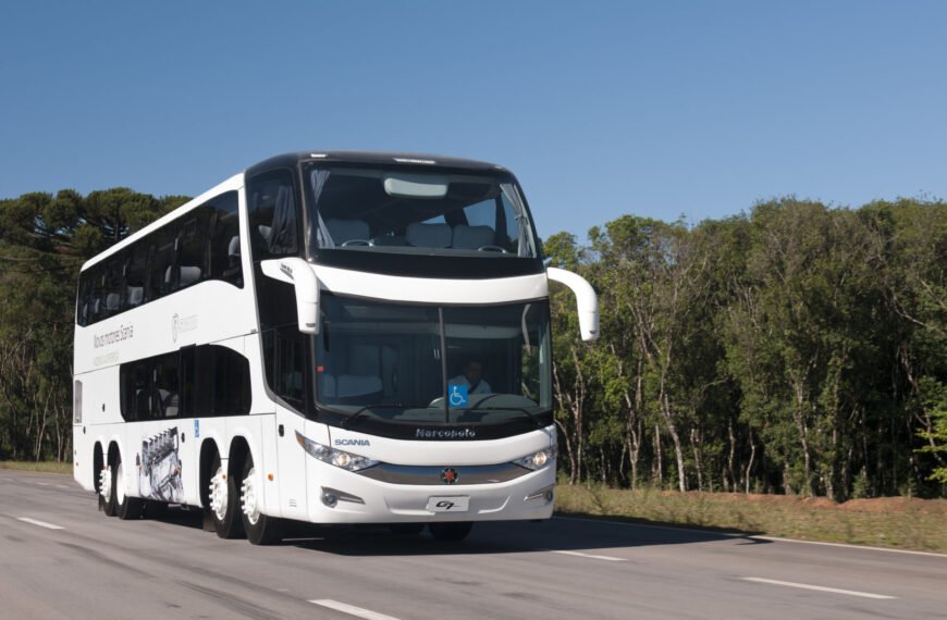 Pesquisa revela que 74% dos brasileiros preferem viajar de ônibus