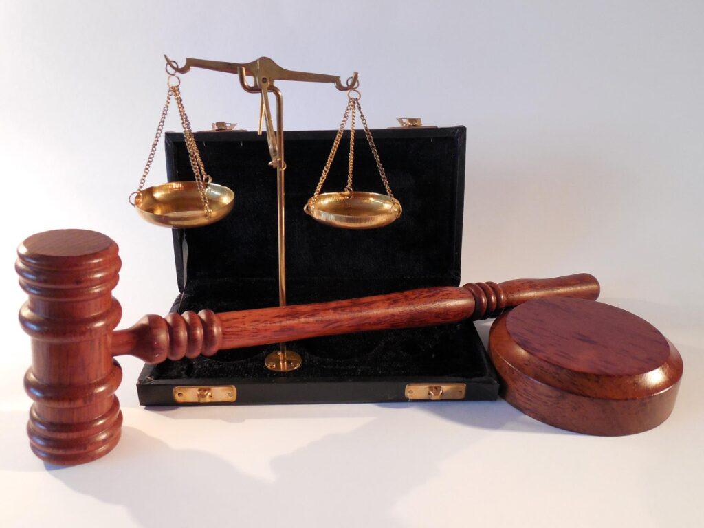DF: Tribunal de Justiça mantém decisão que obriga empresas de ônibus a devolveram valor de auxílio emergencial 2 hammer 802301 1920 Pixabay