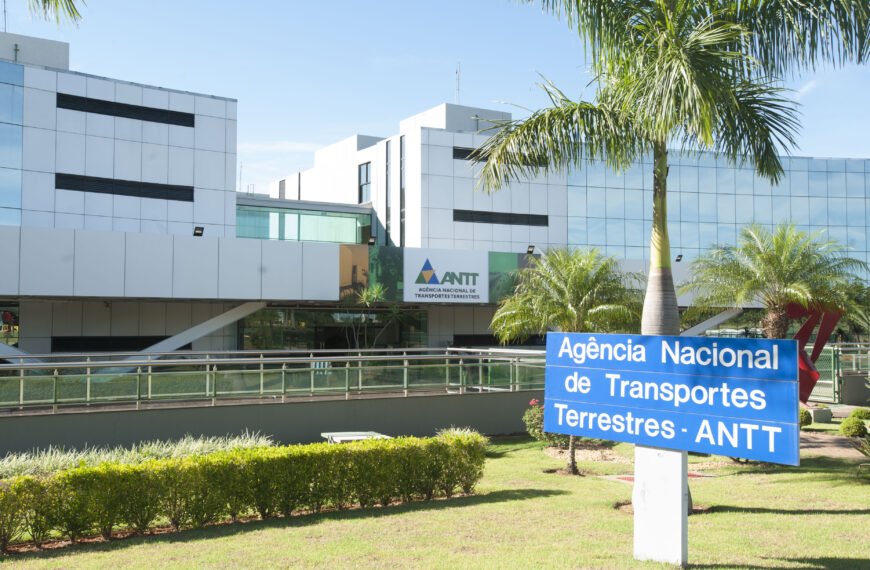 Servidor da ANTT que multou empresa quase mil vezes em 11 meses faz curso de ética como única punição