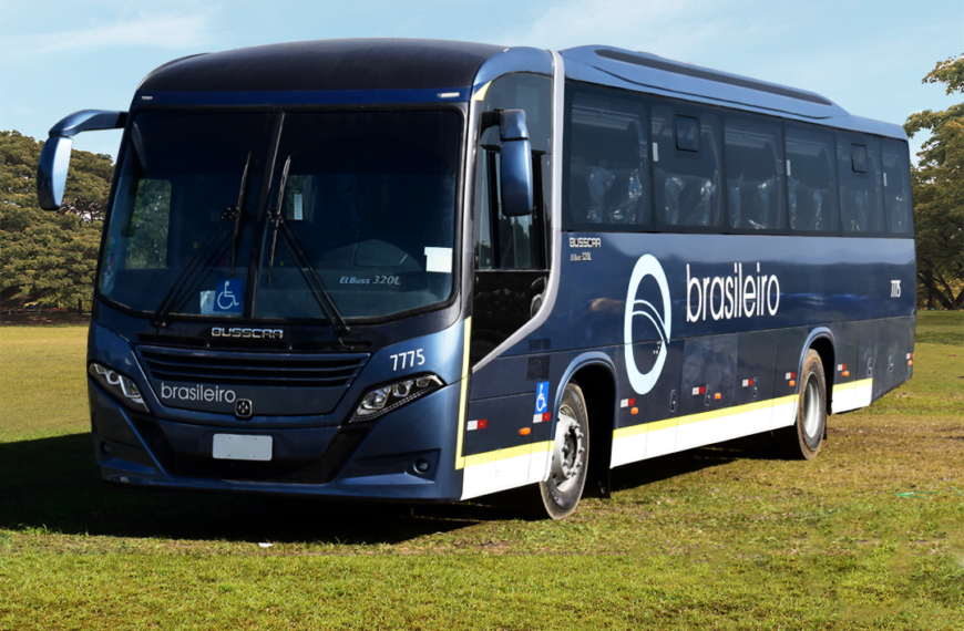 Busscar entrega Vissta Buss 360 e El Buss 320L para Grupo Brasileiro, da Bahia