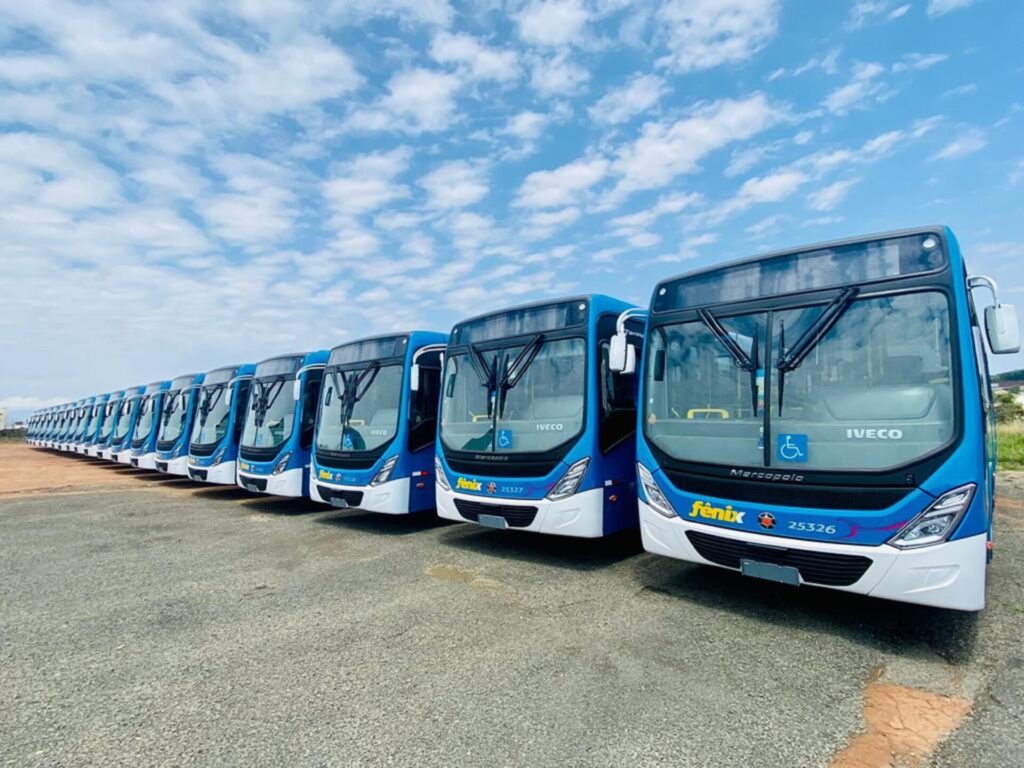 IVECO BUS FENIX 1.jpeg 618866 Iveco