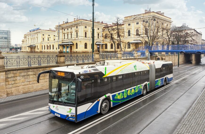 Internacional: Novos ônibus elétricos para a cidade de Cracóvia, na Polônia