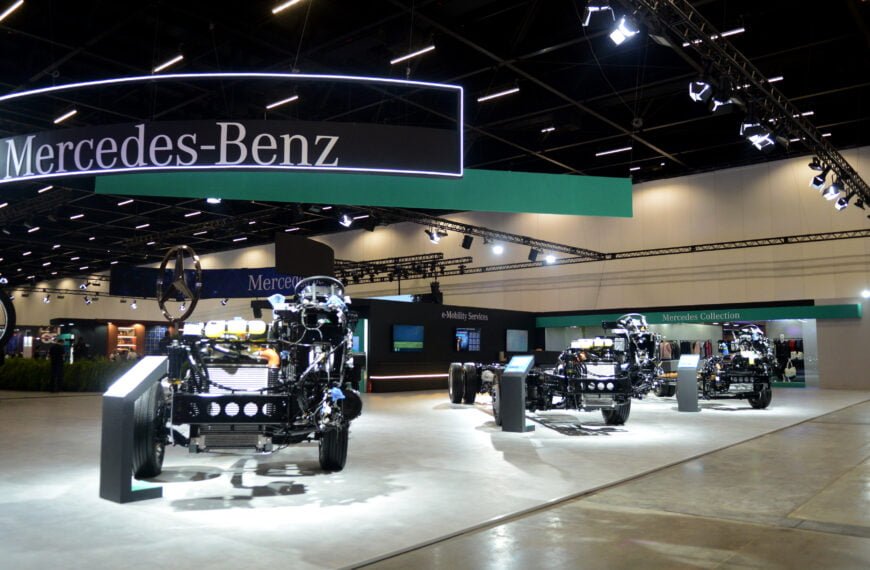 Mercedes-Benz lança inédito consórcio de peças e serviços para caminhões e ônibus