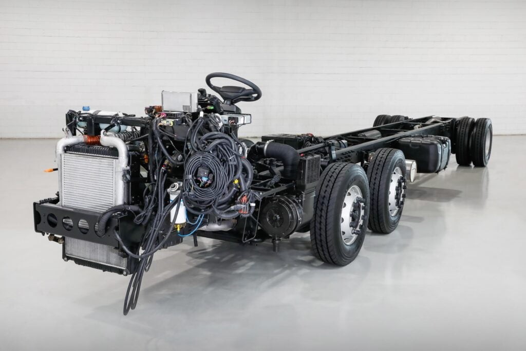 Chassi 22.280 ODS, da Volkswagen, conquista clientes pelo Brasil 2 MG 7998 VW