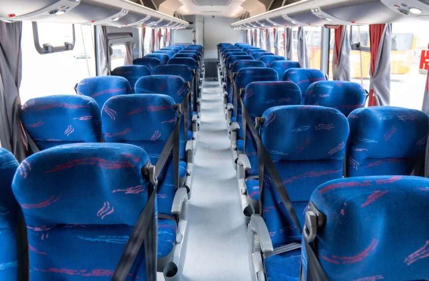 Com estradas bloqueadas, quase 900 ônibus de passageiros deixam de circular nas rodoviárias de SP