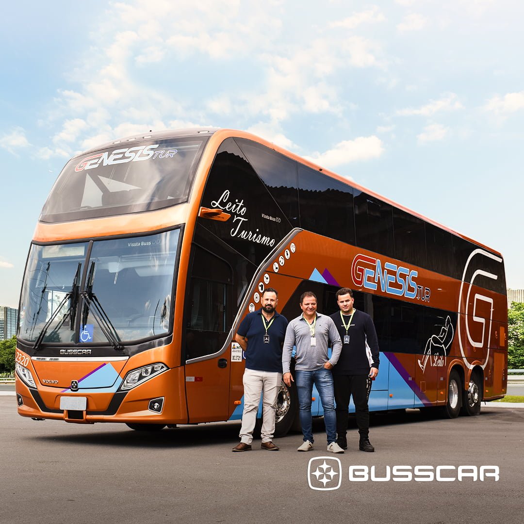 MT: Genesis Tur adquire Busscar Vissta Buss DD com retrovisor digital