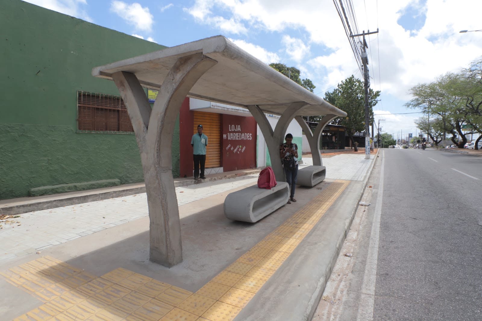 Natal: Chegam a 100 as novas paradas de ônibus instaladas nas ruas