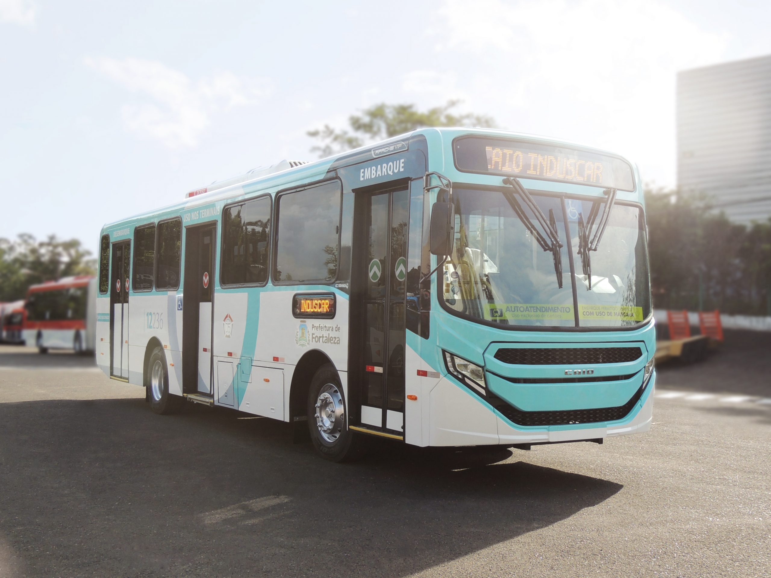 CE: Em Fortaleza, Viação São José renova frota com Vip V da Caio Induscar