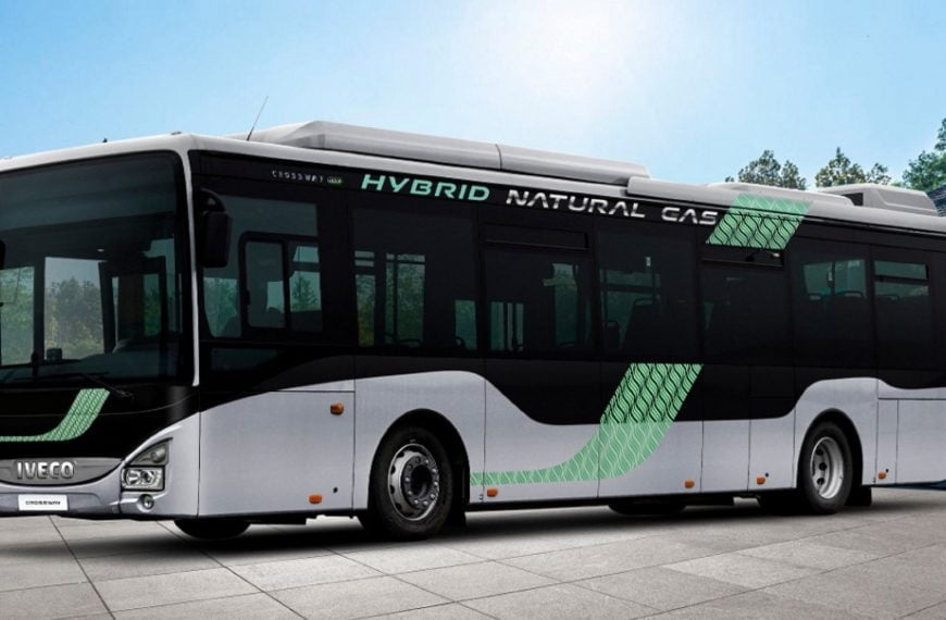 Internacional: Iveco ganha prêmio ‘Sustainable Bus of the Year’ e lança tecnologia inovadora de mobilidade