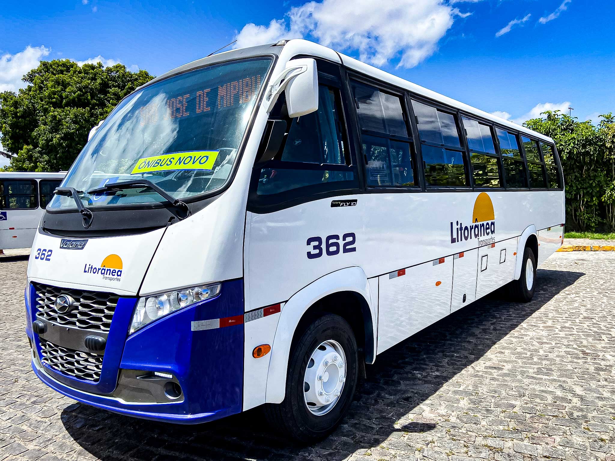 Vendas de ônibus crescem após dois anos muito ruins; Para 2023, Fenabrave prevê nova alta nas vendas