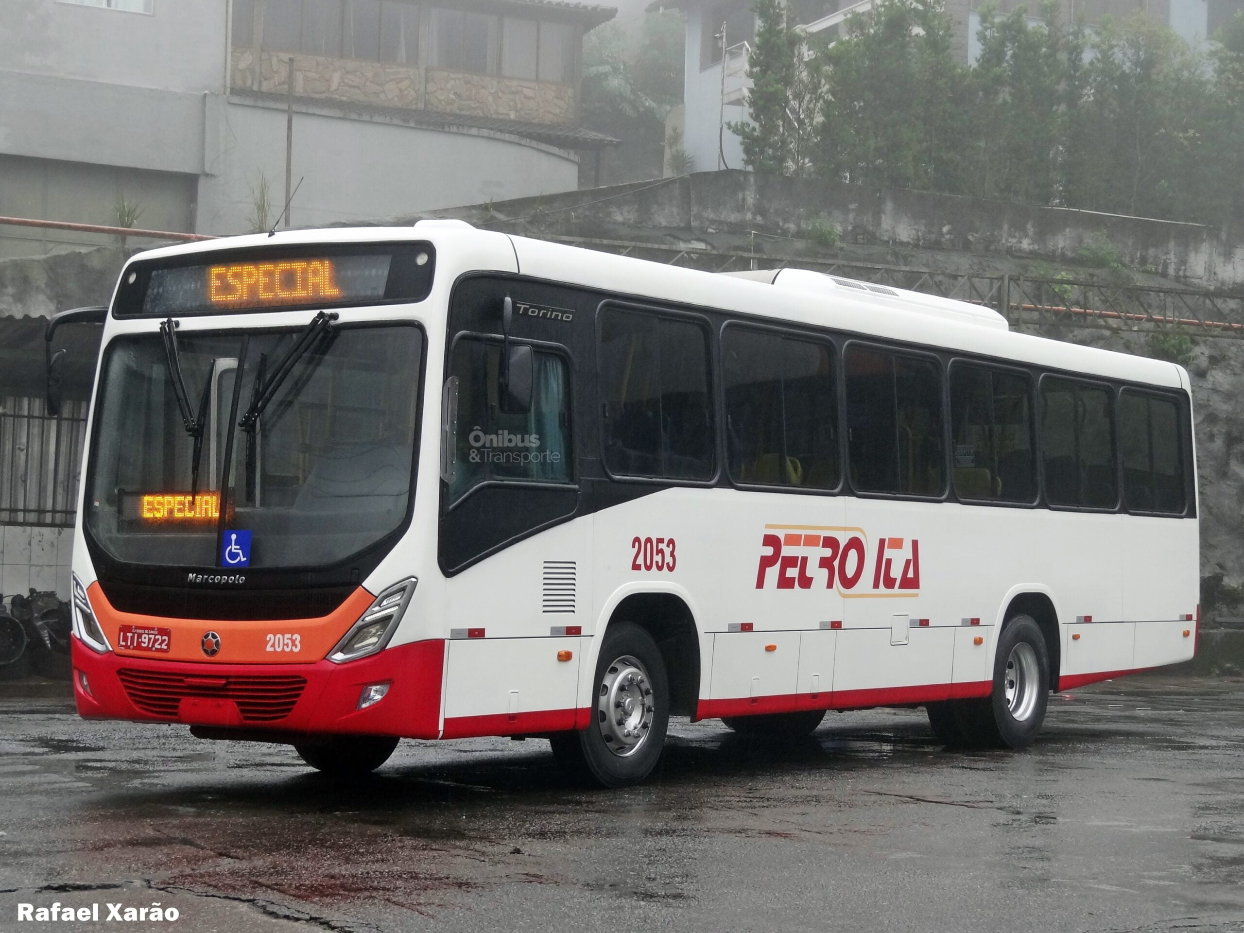 RJ: Motoristas colocam em prática novos protocolos de segurança durante chuva em Petrópolis