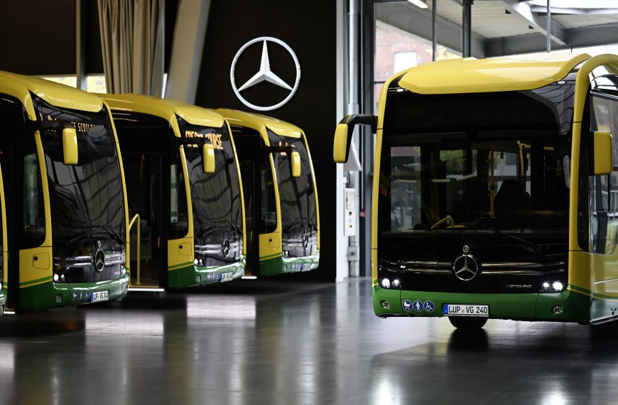 Internacional: Ônibus eCitaro da Mercedes-Benz eletrifica rotas intermunicipais na Alemanha