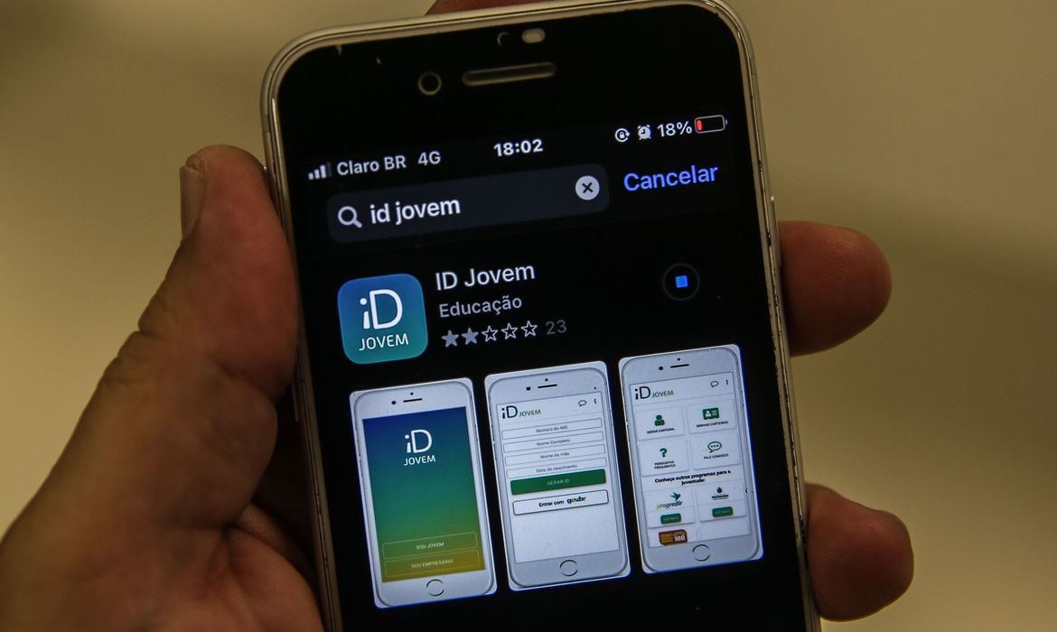 ID Jovem: Como obter o documento que pode proporcionar viagens de ônibus interestaduais gratuitas