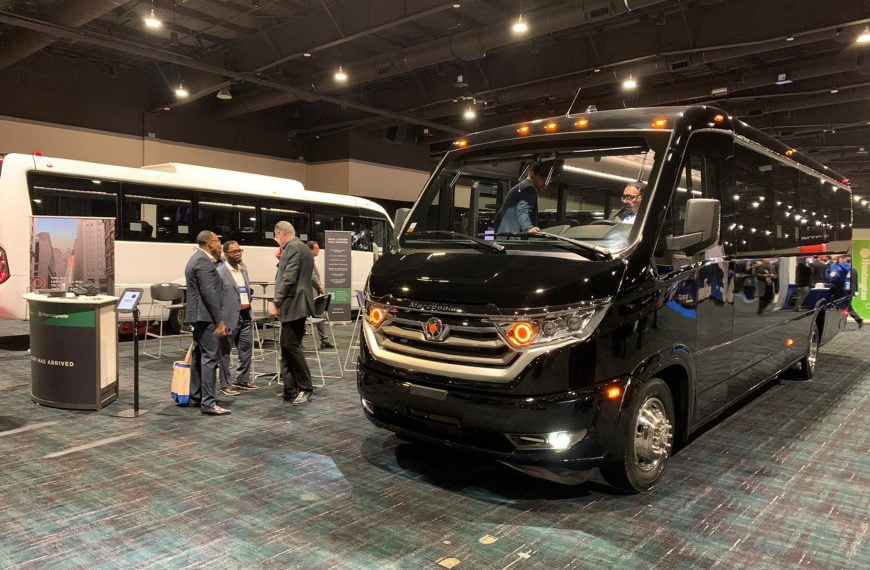 Marcopolo apresenta inédito modelo de micro-ônibus nos Estados Unidos
