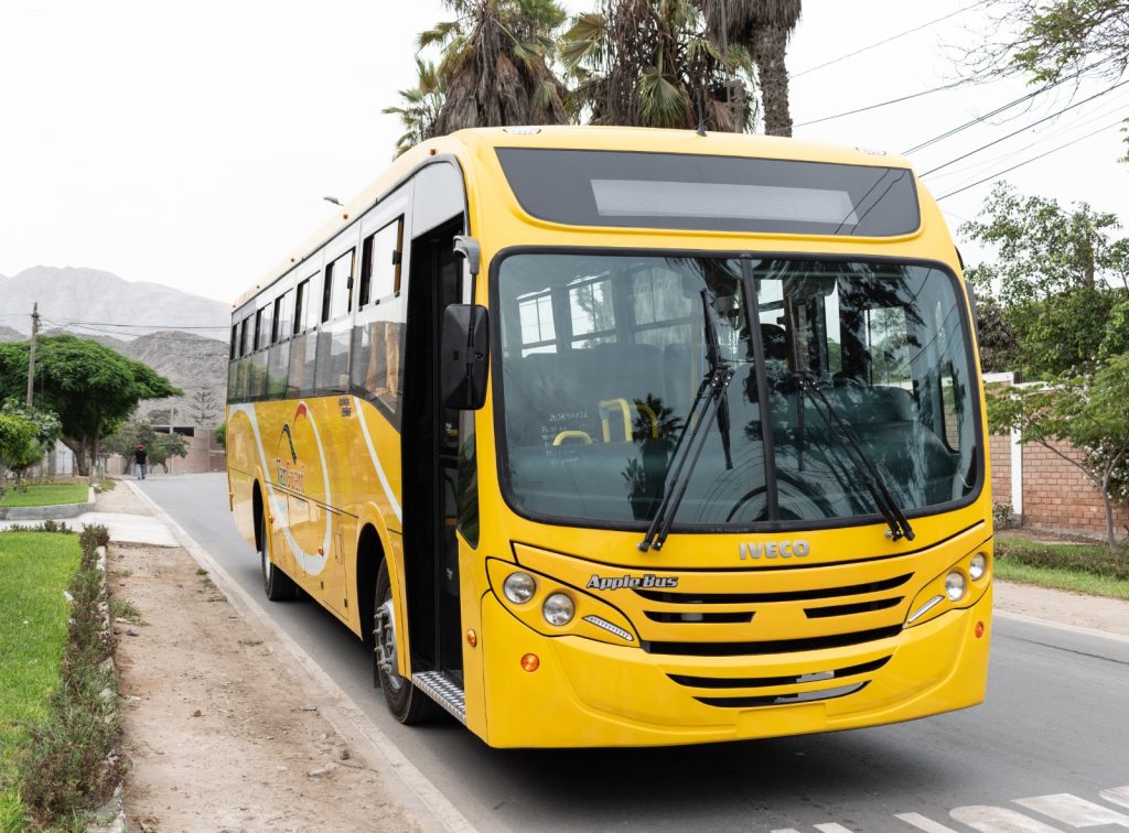 Internacional: Iveco amplia presença no transporte escolar em Lima, no Peru 2 23 b