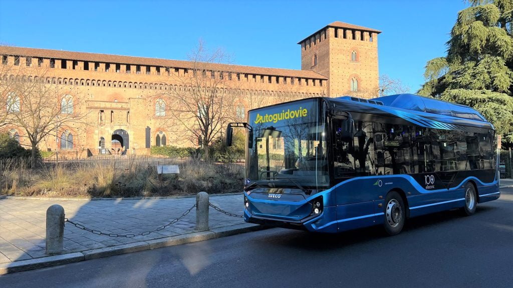 Internacional: IVECO fornecerá 120 ônibus elétricos de emissão zero na Itália 1 Autoguidovie1 LD Iveco