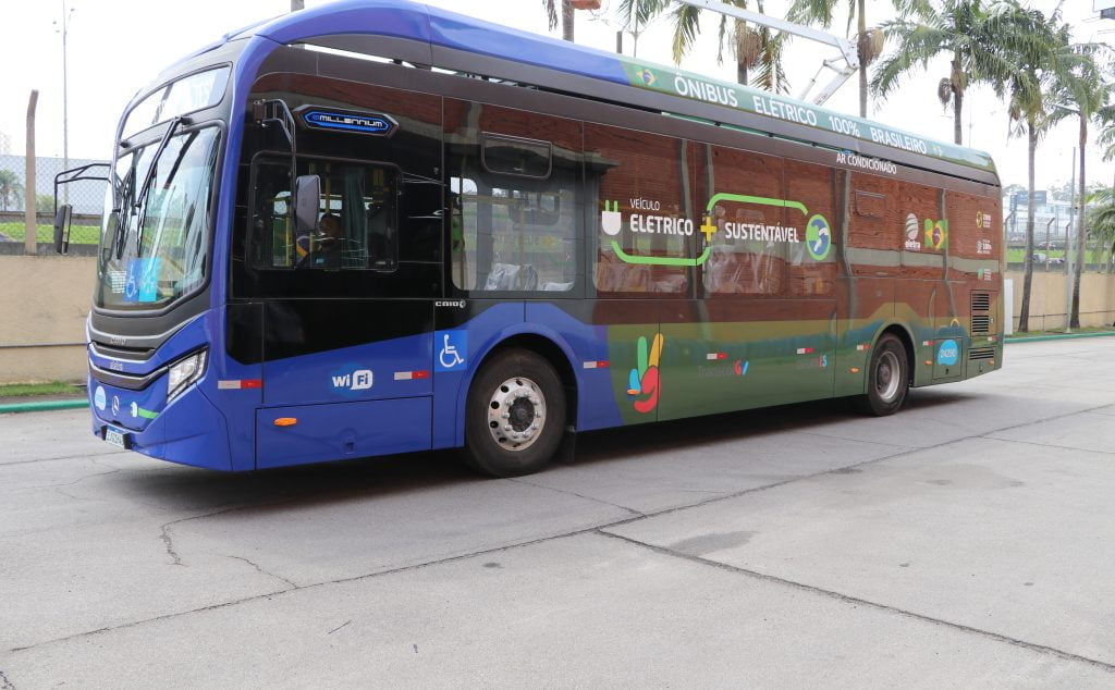 ES: Quatro ônibus elétricos Mercedes-Benz zero quilômetro são adquiridos para operação no transporte público da Grande Vitória 2 Divulgacao MBB 1