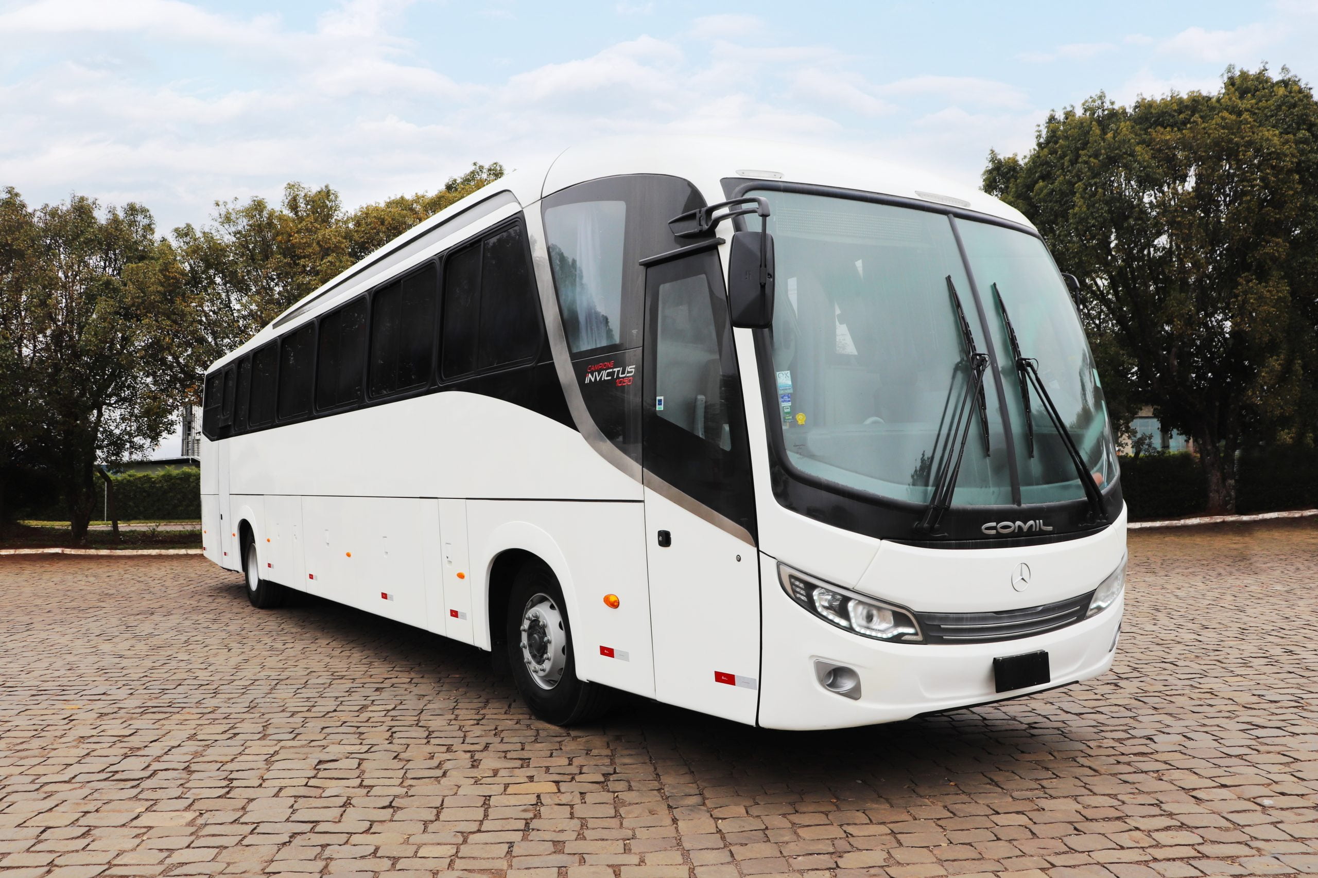 Internacional: Mercedes-Benz exporta chassis de ônibus para Camarões