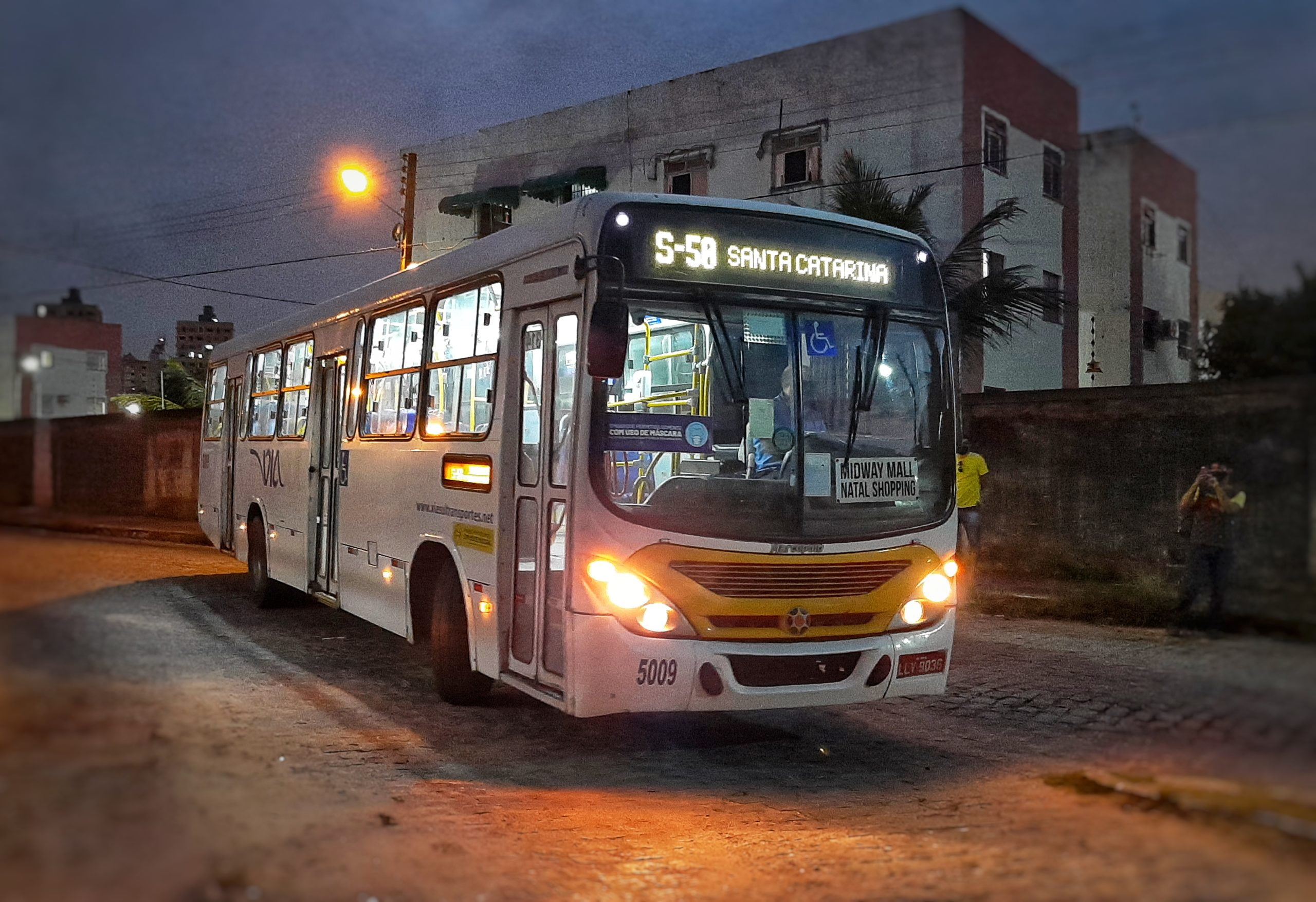 Ônibus permanecem circulando de forma reduzida na Grande Natal na segunda-feira