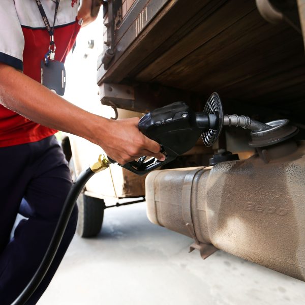 Reajuste do diesel provoca alta média de 14,7% em um mês e pressiona custos do transporte