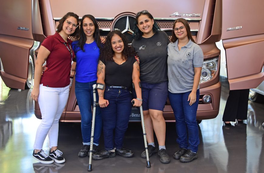 Mercedes-Benz amplia foco do Movimento A Voz Delas também para mulheres do setor de ônibus
