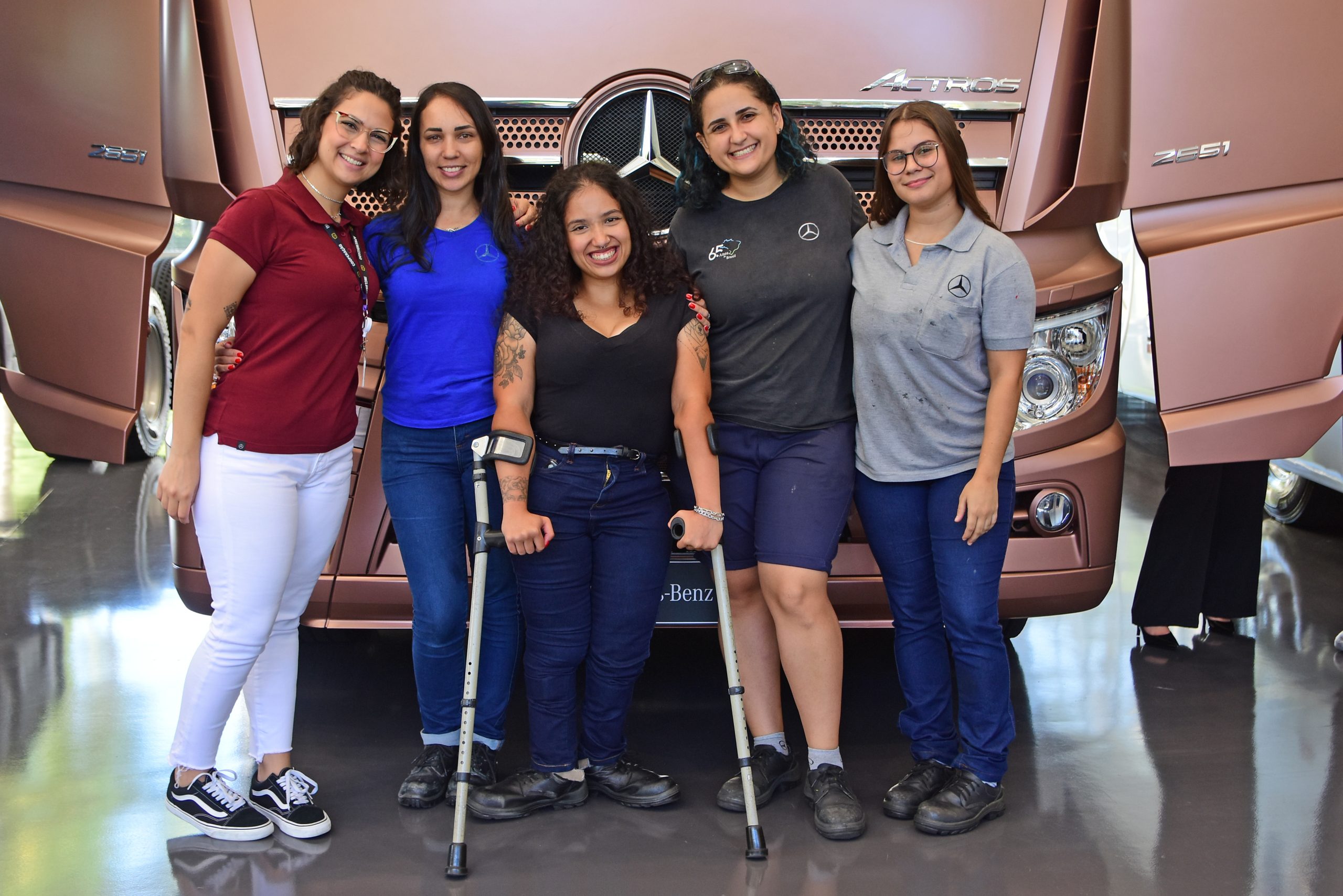 Mercedes-Benz amplia foco do Movimento A Voz Delas também para mulheres do setor de ônibus