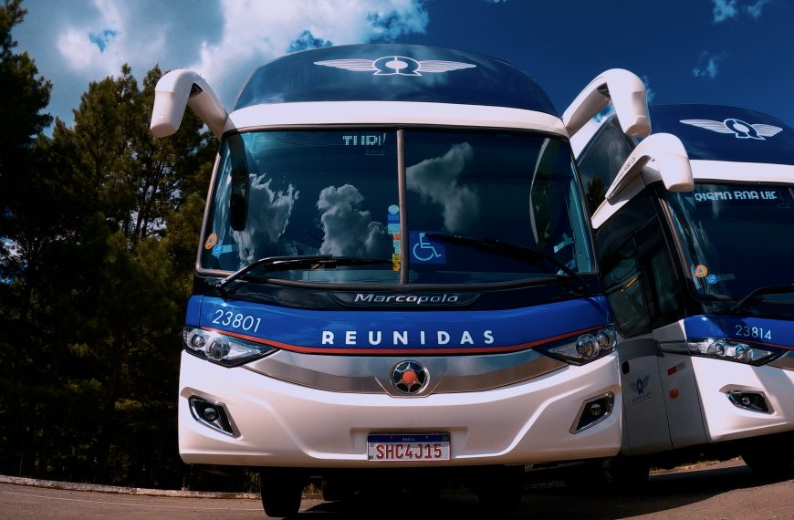 SC: Reunidas Transportes lança canal de WhatsApp para compra de passagem