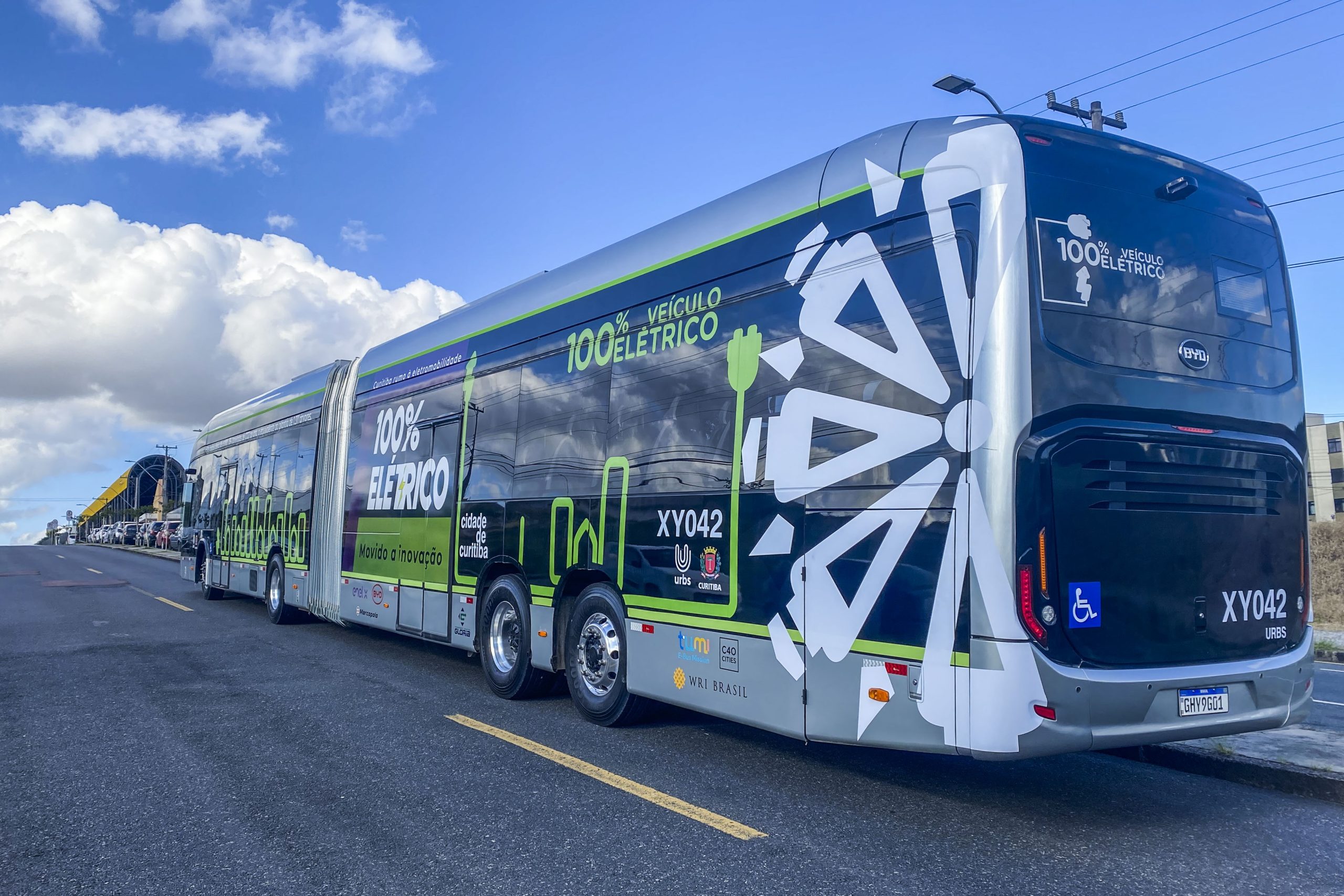 PR: Curitiba começa a testar ônibus elétricos da BYD na próxima sexta-feira