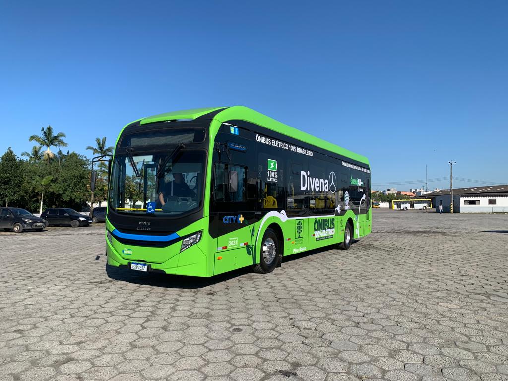 Prefeito de São Gonçalo do Amarante visita fábrica da Eletra e avalia adoção de ônibus elétricos no município 2 Divulgacao Eletra 1
