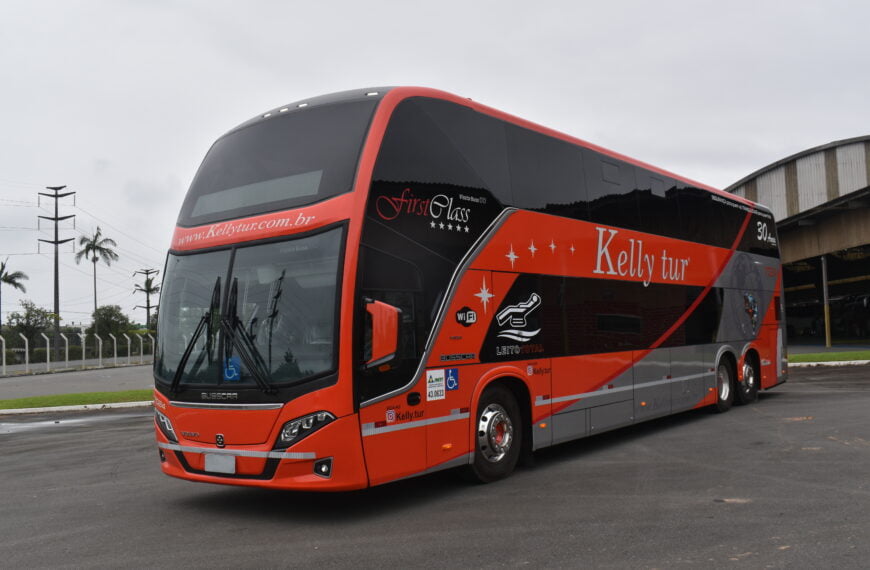 RS: Busscar entrega Vissta Buss DD à Agência de Viagens e Turismo Kelly Tur