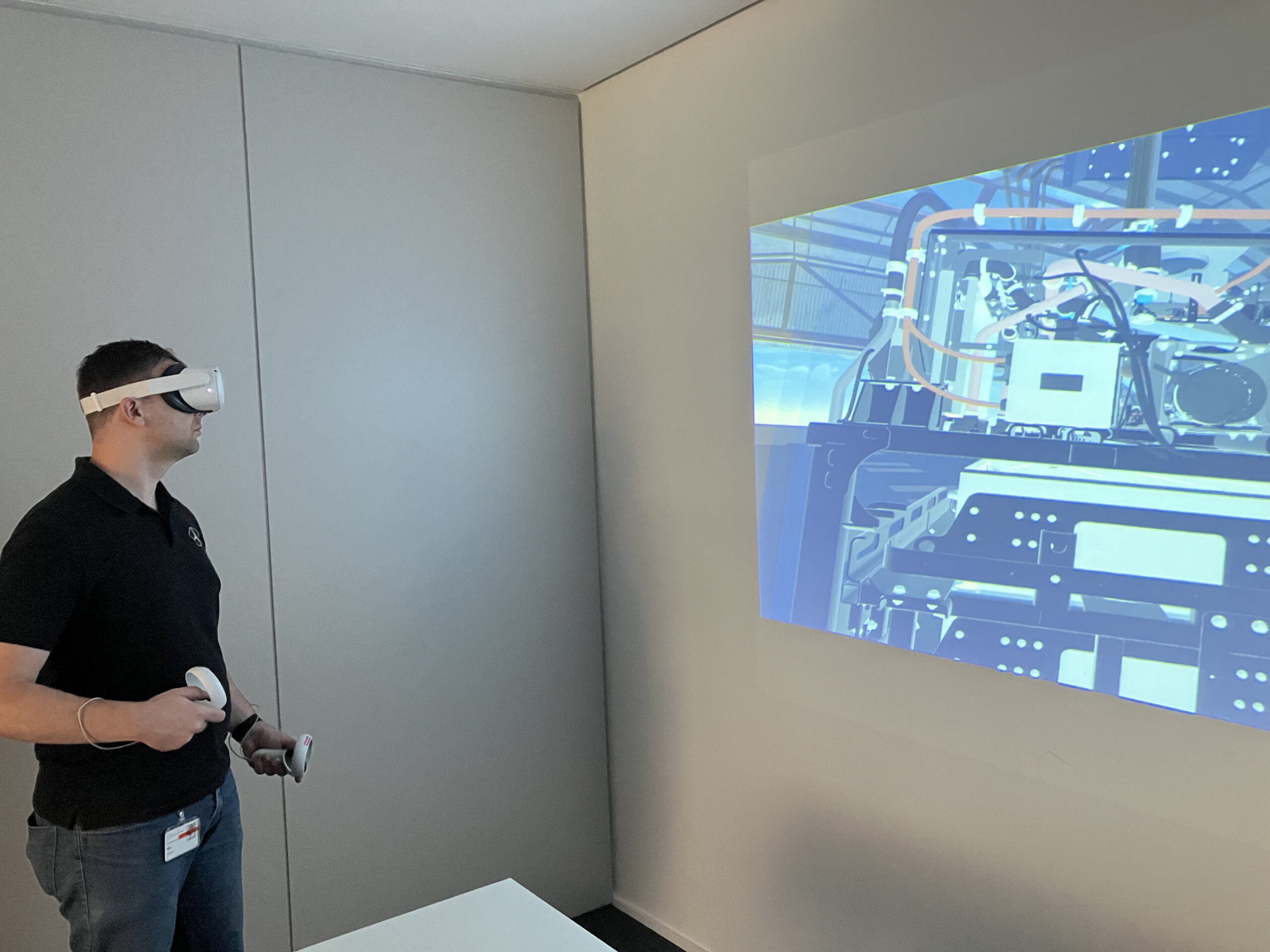 Mercedes-Benz do Brasil otimiza processos e recursos com o uso de Realidade Virtual no desenvolvimento de chassis de ônibus