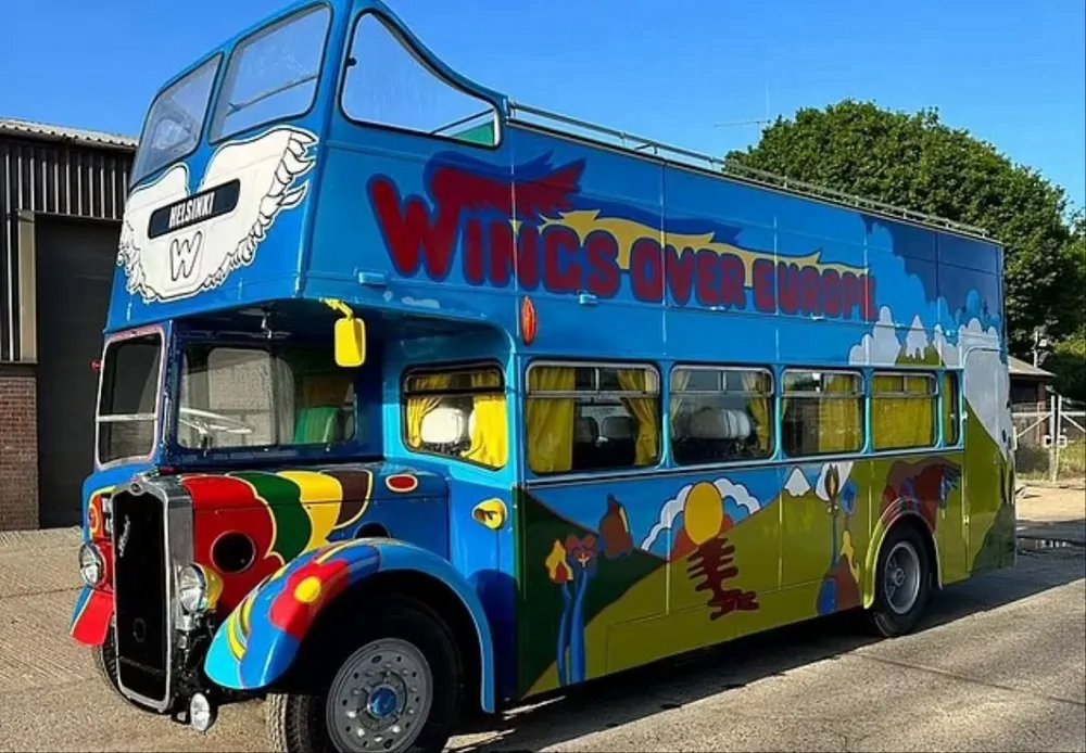 Internacional: Ônibus de dois andares de Paul McCartney é restaurando e vai a leilão 6 Divulgacao