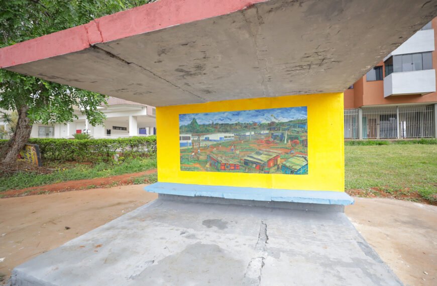 DF: Projeto transforma paradas de ônibus de Sobradinho em galerias de arte