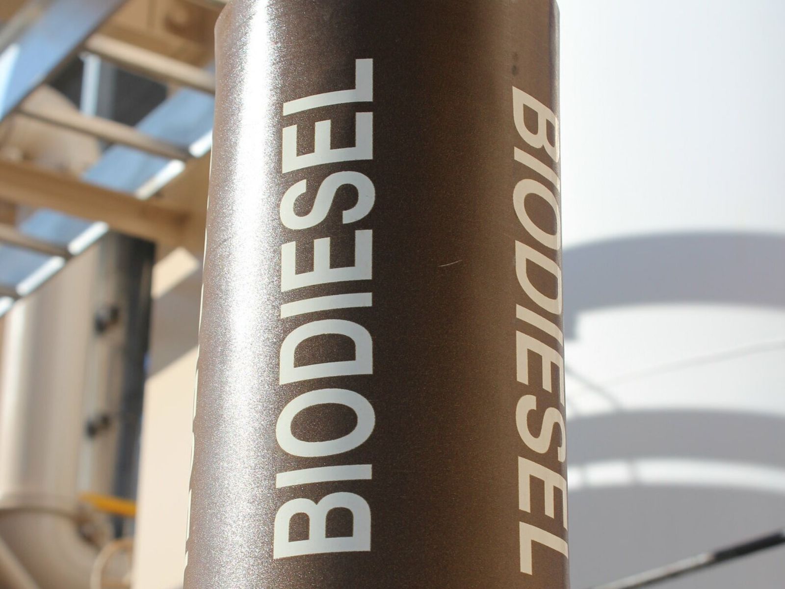 CNT alerta sobre o risco ambiental que novo aumento do percentual de biodiesel pode causar