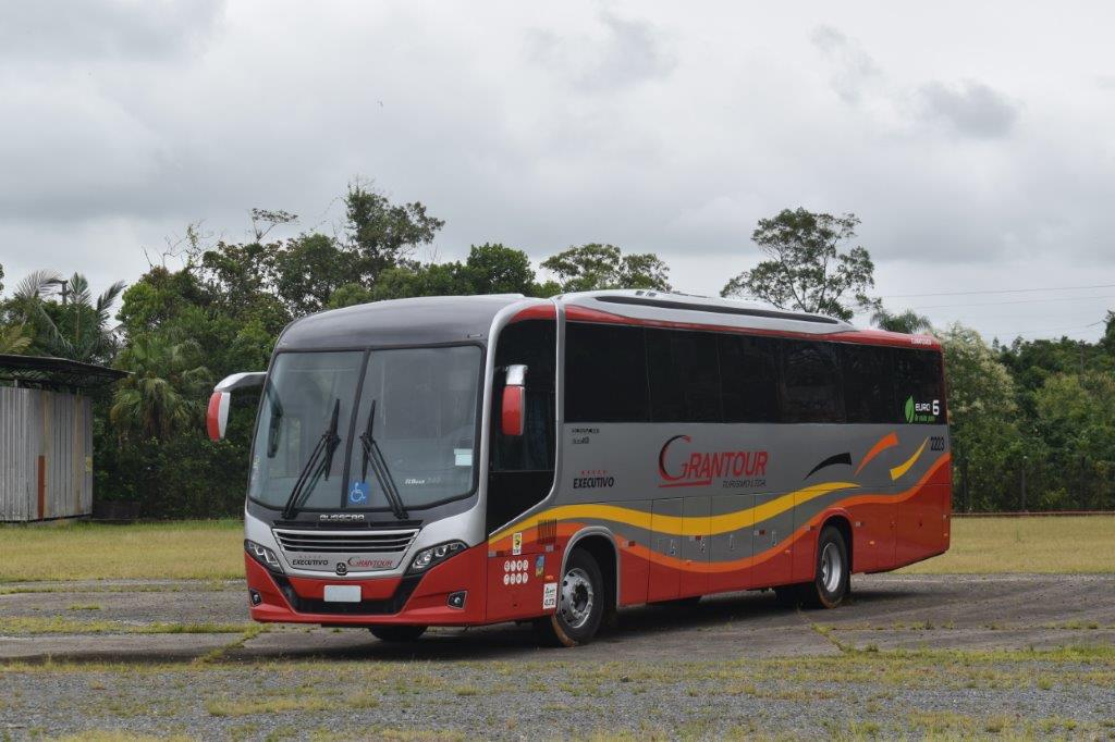 Grantour Turismo adquire novo ônibus Busscar para sua frota 2 Grantour Turismo adquire novo ônibus Busscar para sua frota