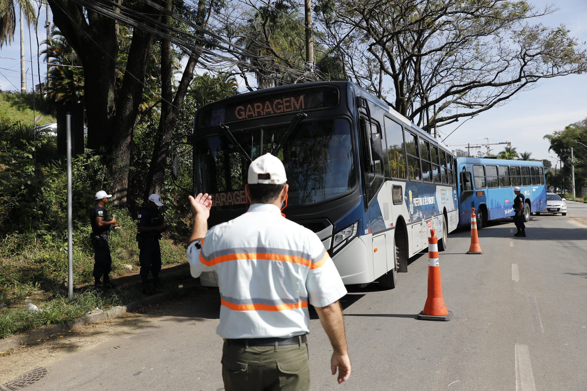 228 autuações foram efetuadas desde início de fiscalização em garagens de ônibus de Belo Horizonte