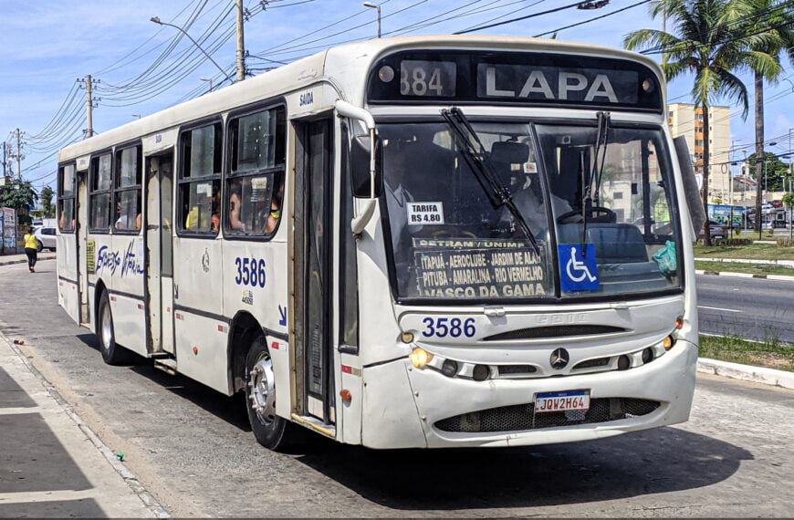 Alterações em duas linhas de ônibus da região metropolitana de Salvador entram em vigor hoje