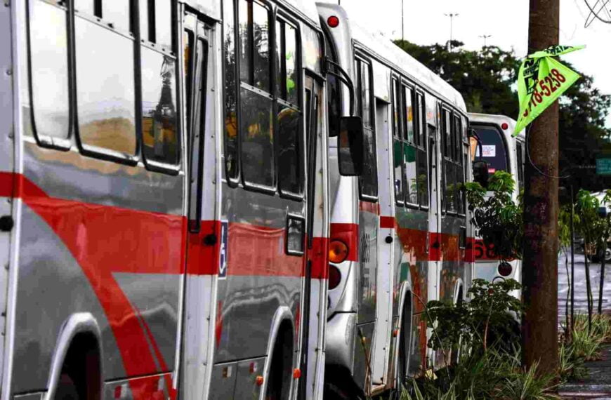 Falta de motoristas afeta a circulação de 60 linhas de ônibus em Campo Grande