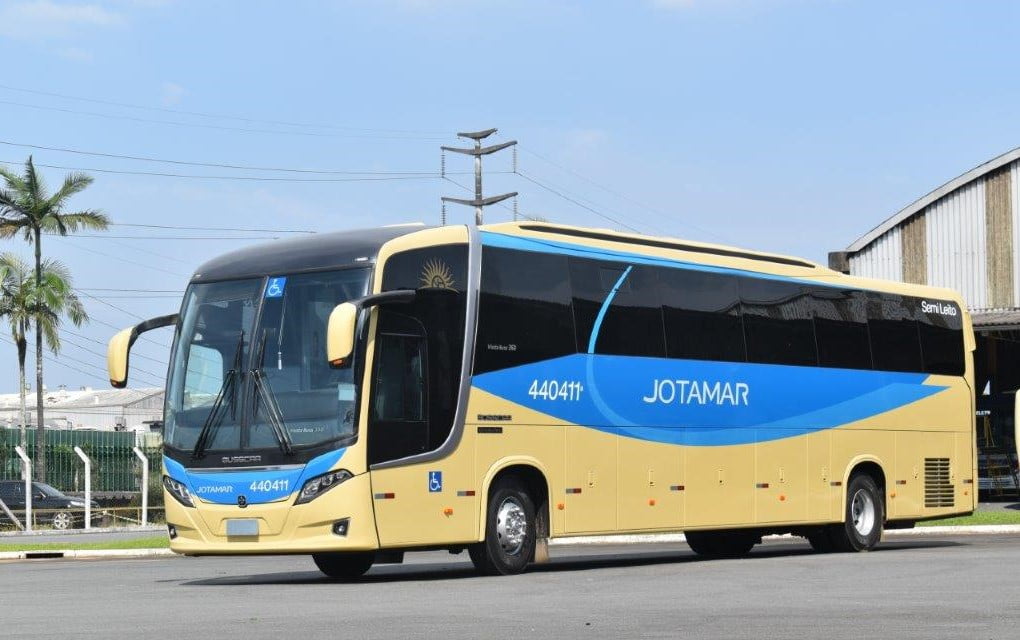 Empresa de fretamento do grupo Novo Horizonte recebe 16 ônibus zero quilômetro da Busscar 5 Empresa de fretamento do grupo Novo Horizonte recebe 16 ônibus zero quilômetro da Busscar