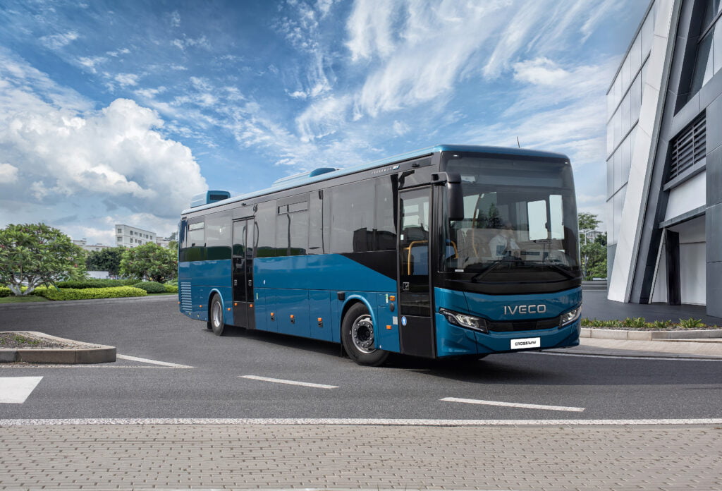 Iveco lança novo ônibus da linha CROSSWAY 2 IVECO BUS CROSSWAY HYBRID 1