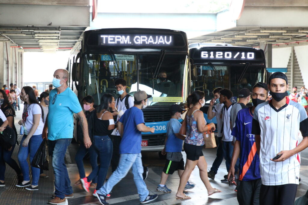 Problemas com aplicativos de ônibus frustram passageiros e levantam questões sobre qualidade dos serviços 7 Rovena Rosa Agencia Brasil 1