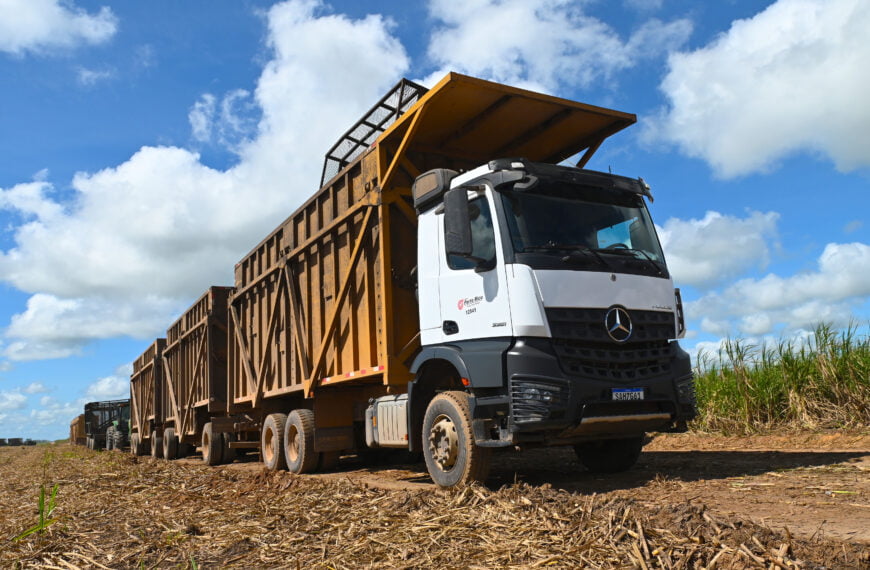 Mercedes-Benz Arocs se destaca na colheita de cana em Alagoas
