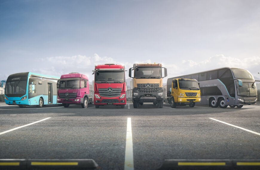 Mercedes-Benz comemora quatro anos do seu Showroom Virtual