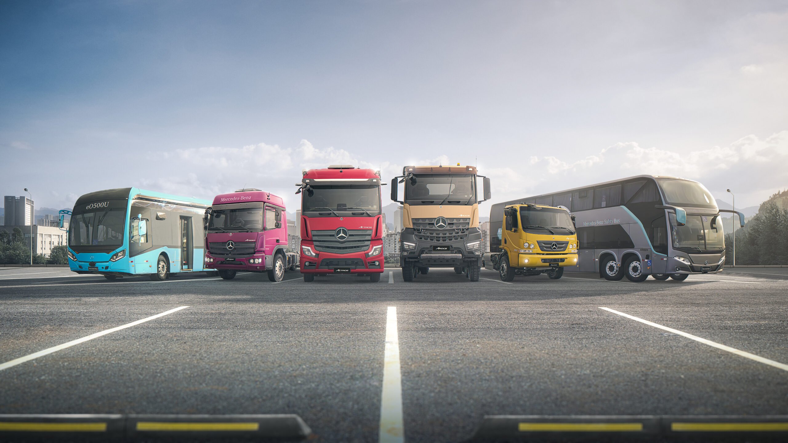 Mercedes-Benz comemora quatro anos do seu Showroom Virtual