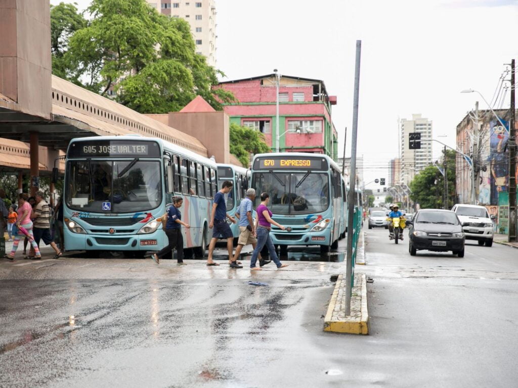 MPCE cobra explicações sobre redução de viagens de ônibus em Fortaleza 2 MPCE cobra explicações sobre redução de viagens de ônibus em Fortaleza