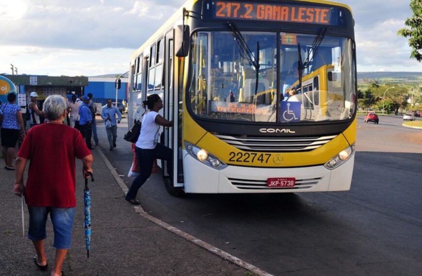 Ônibus do Distrito Federal deixarão de aceitar pagamento em dinheiro até o final do ano