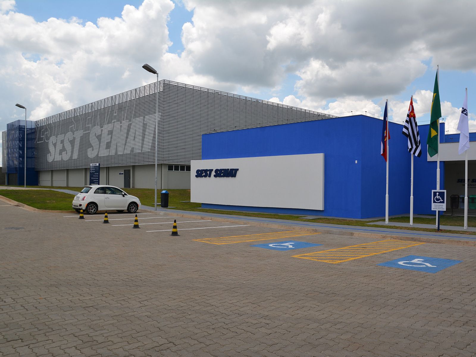 Psicólogos do SEST SENAT oferecem apoio após chuvas no RS