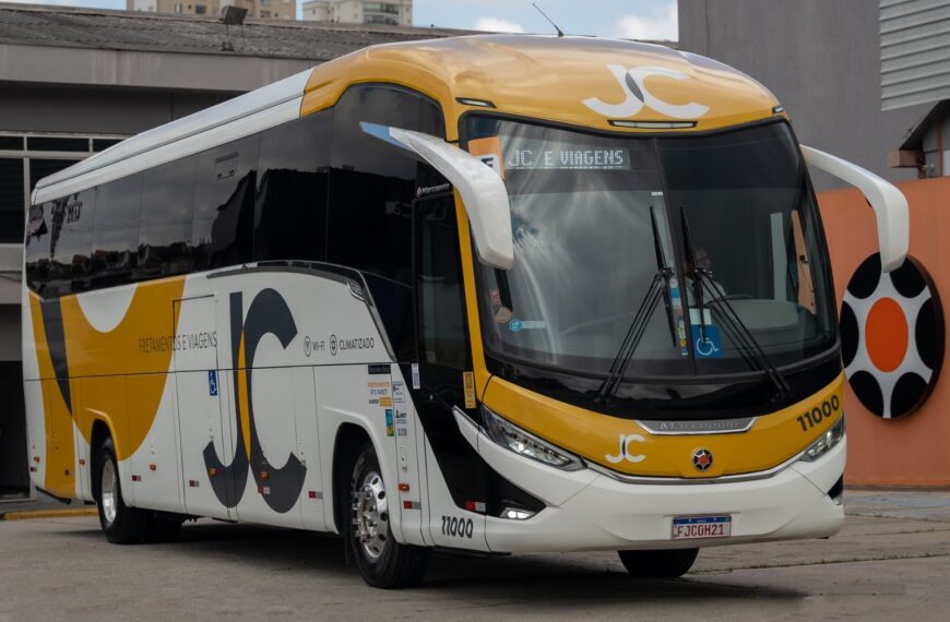 Venda de ônibus no Brasil cai 17% nos quatro primeiros meses de 2024